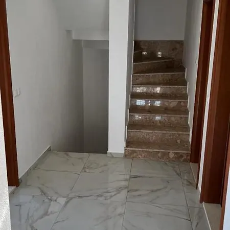 Vanessi بيت للعطل دوغي رات