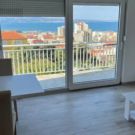 Vanessi Dugi Rat